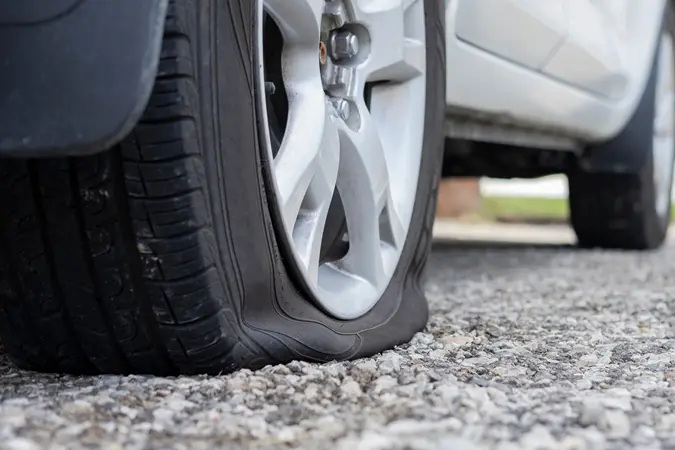 06 how to change a wheel if tyre punctured